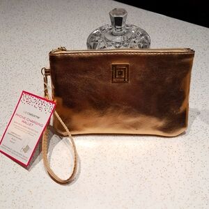 NWT Phone Charging Wallet by Liz Claiborne